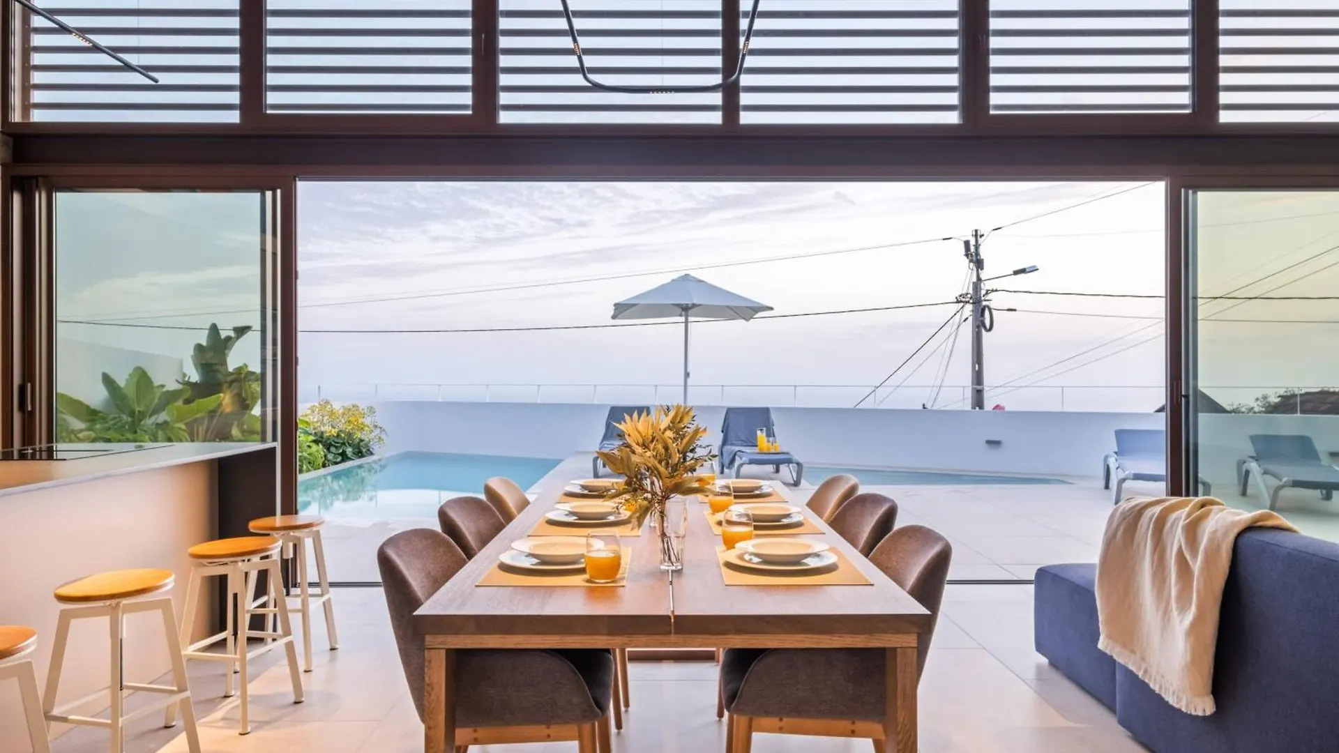 فيلة Lake House كالهيتا